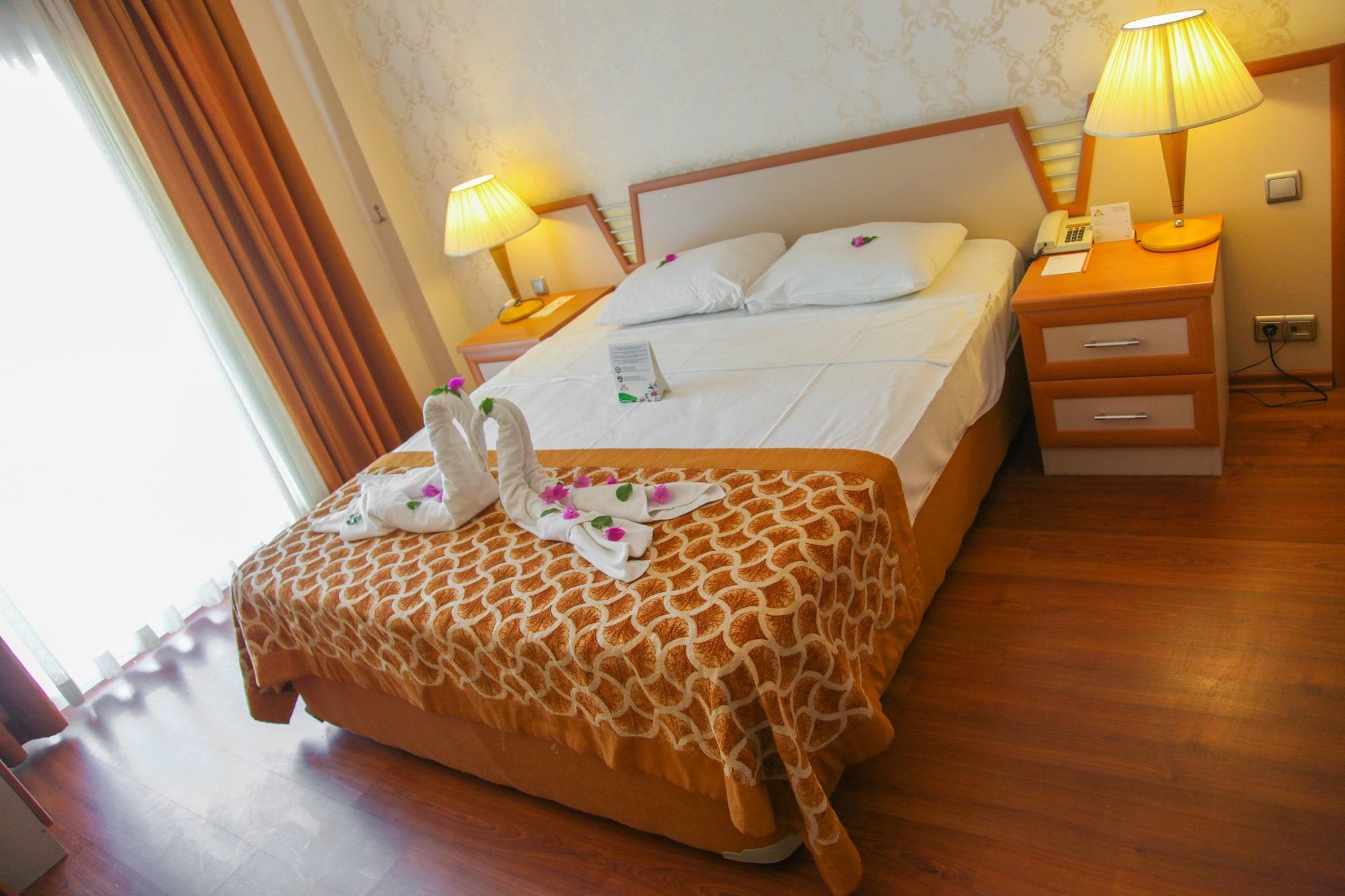 Pine House 4* Kemer